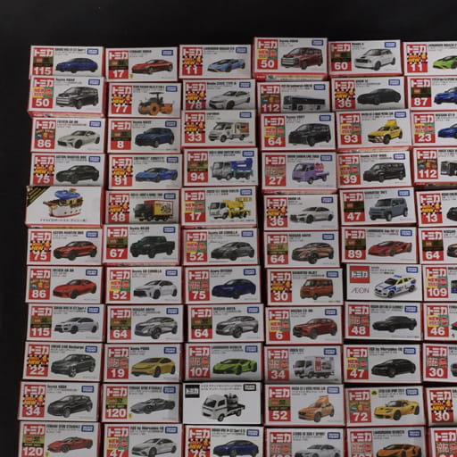 タカラトミー トミカ 1/60 トヨタ ヴォクシー(初回特別仕様) 他 1/65 日産 キックス 等