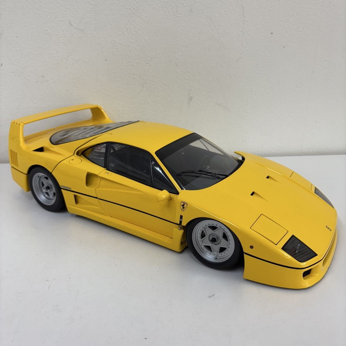 京商 フェラーリ F40 1 12 ミニカー